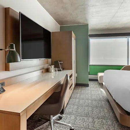 Cambria Downtown Phoenix Convention & Airport Hotel Exterior photo